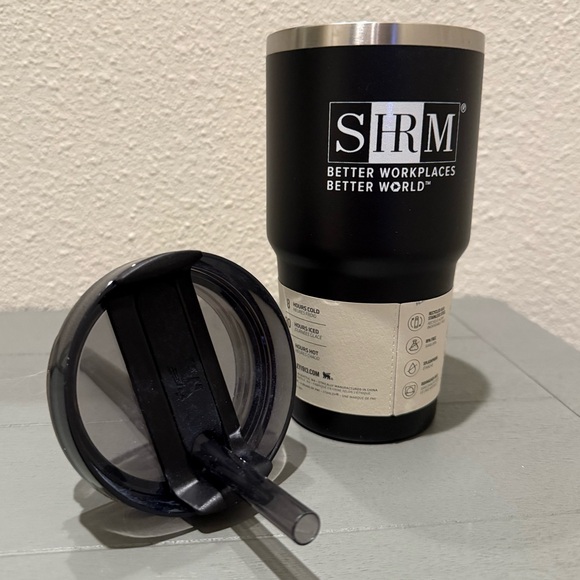 NWT Stanley 20 oz black/white The Flowstate Quencher H2.0 Tumbler with SHRM logo - Picture 3 of 10